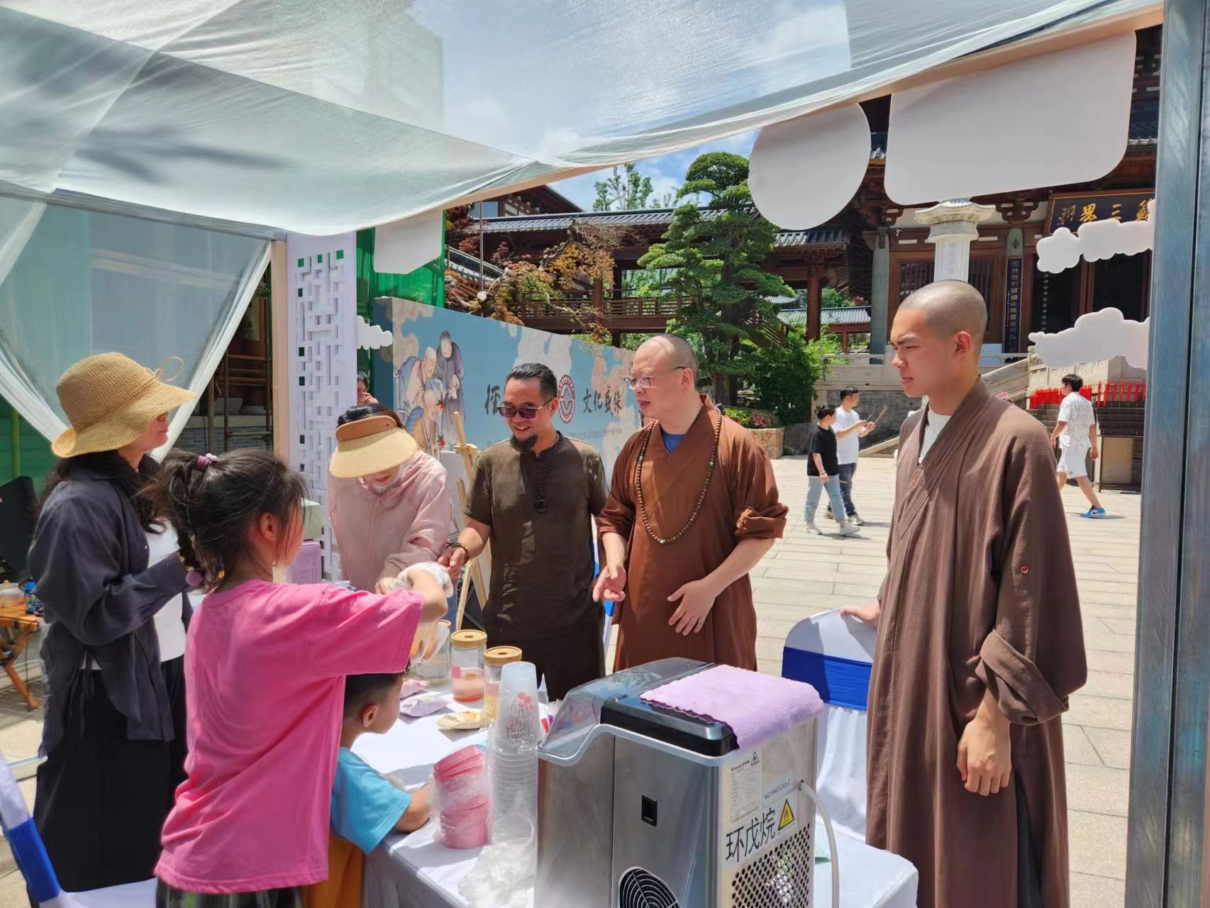 博鱼(中国)“茶乐蛙”品牌参加人类非遗“径山茶宴”文化推进大会暨杭州佛教“茶宴非遗”专研班开班仪式